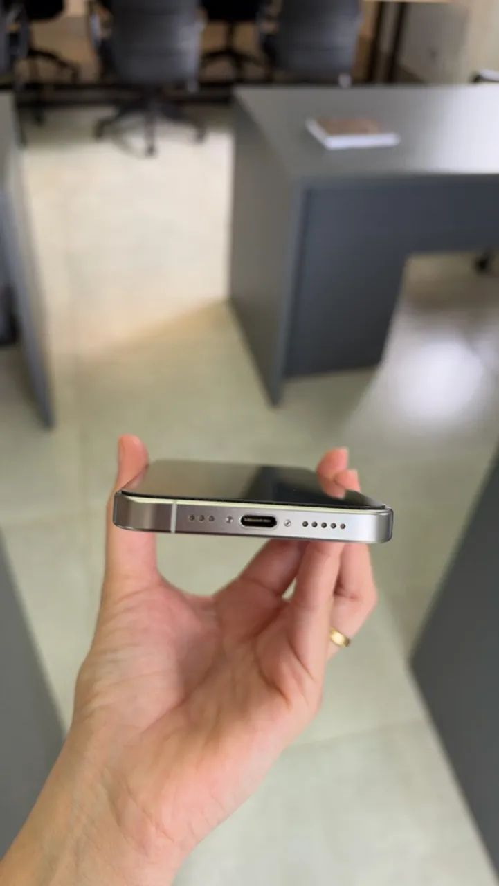 iPhone 15 pro 128gb branco  - Foto 4