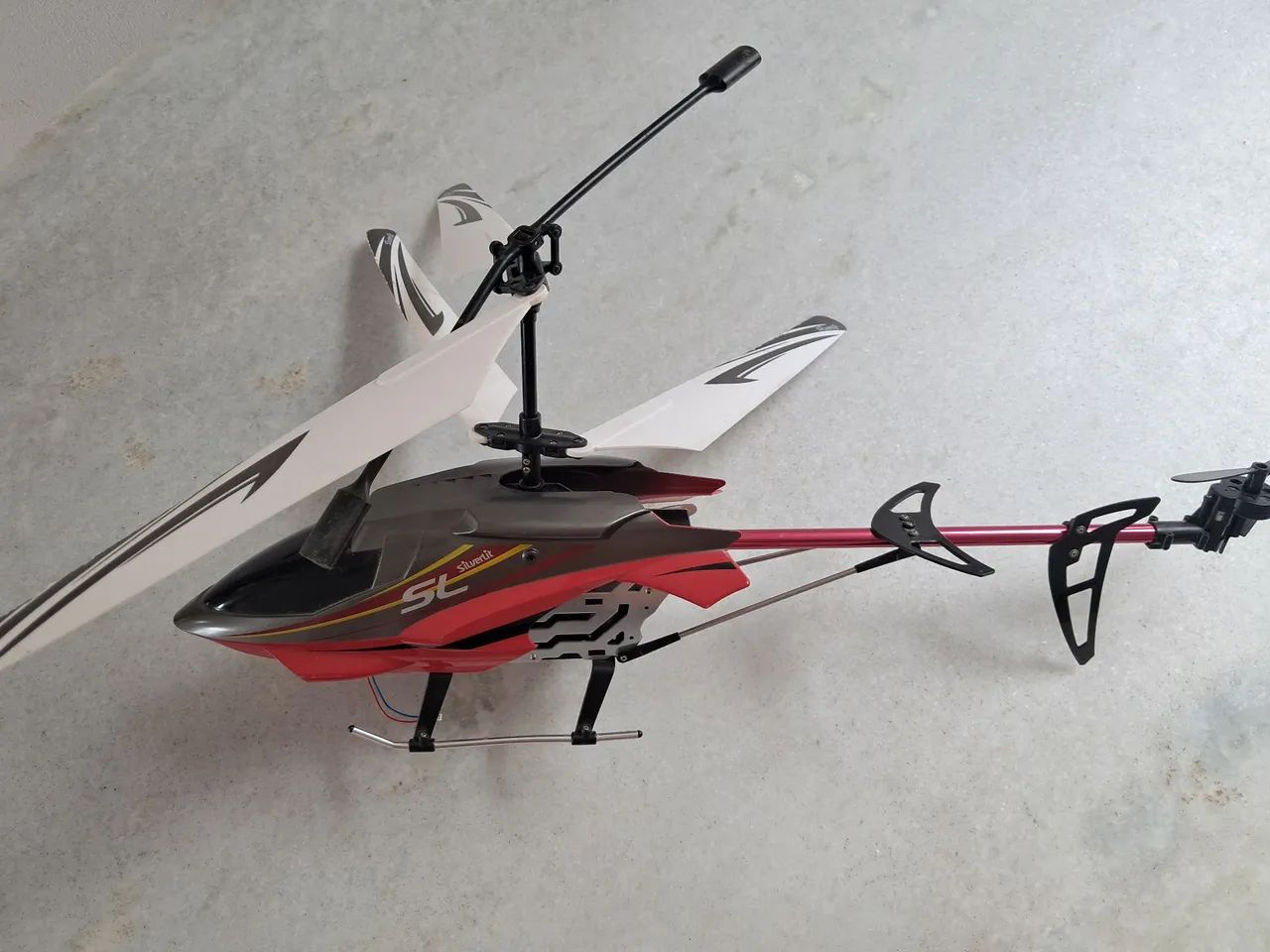 Helicóptero Aeromodelismo - Foto 5