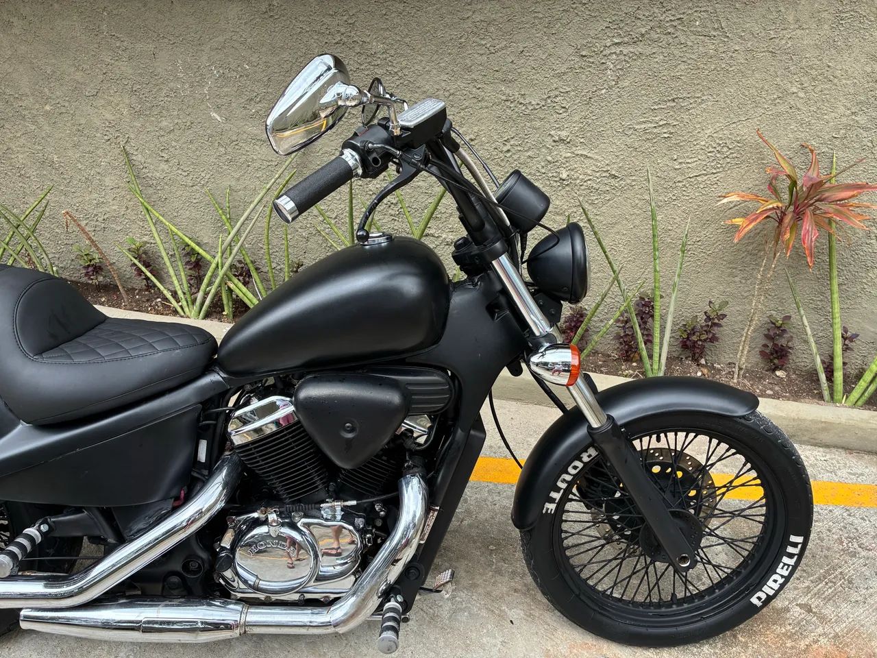 Shadow 600 Modelo 2001 - Foto 5