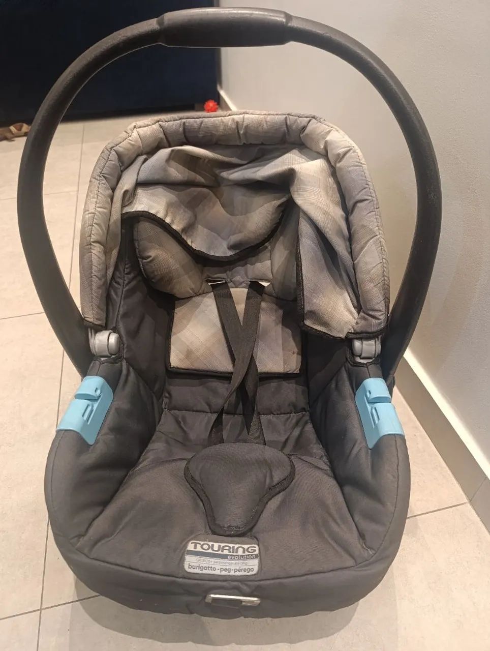 Bebe conforto burigotto touring evolution peg perego<br><br>Valor 170,00