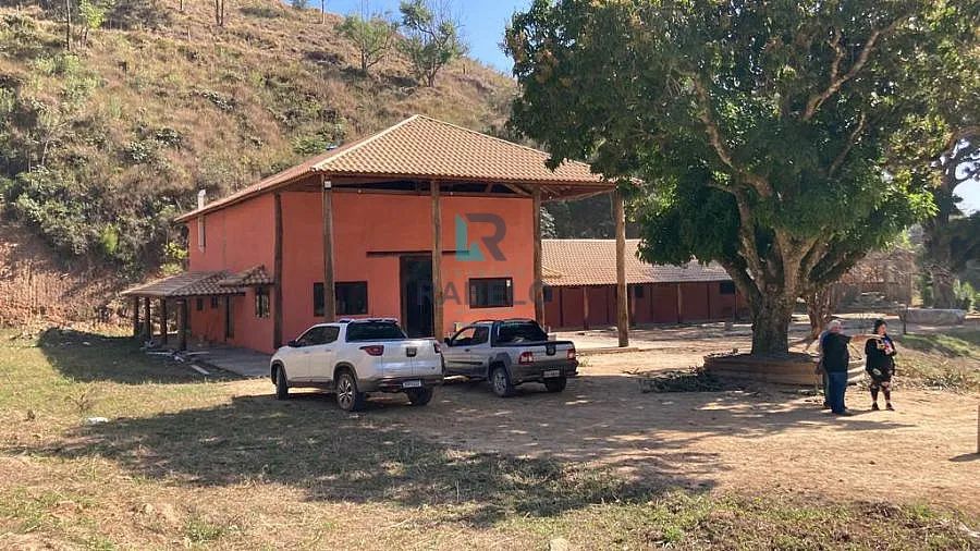 SÍTIO FORMADO DE ALTO PADRÃO À VENDA EM LORENA-SP - Foto 4