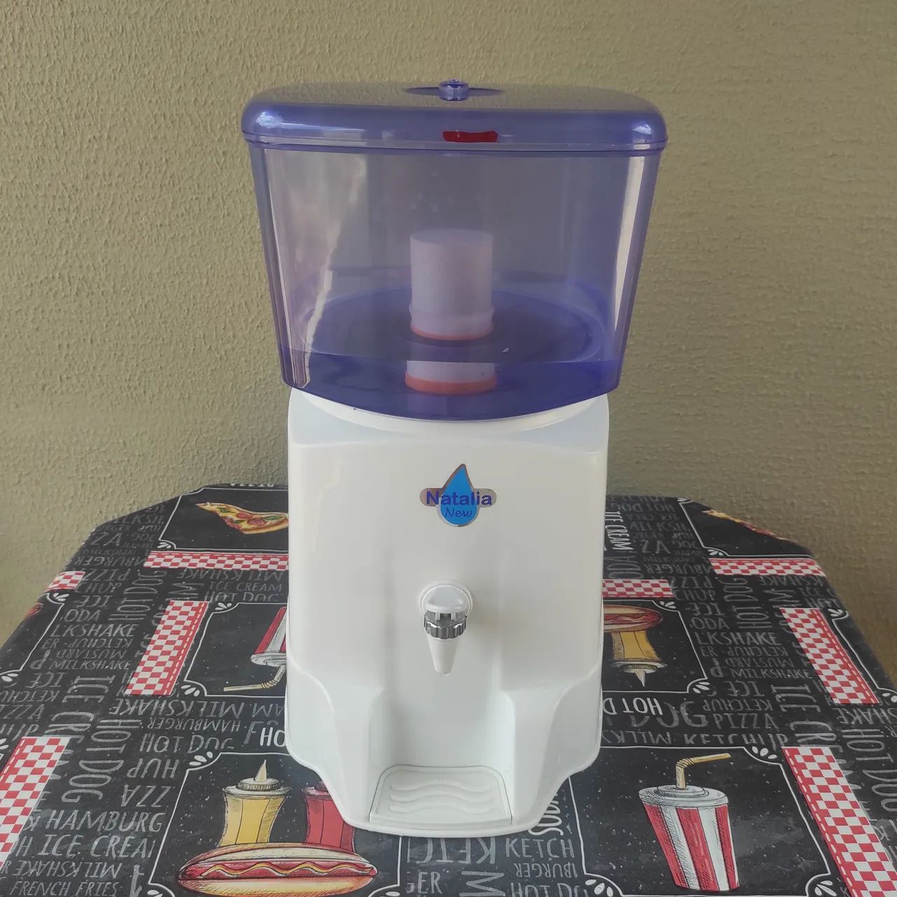 Filtro 8 Litros, com Bóia e Vela, não gela a água (Não entrego)