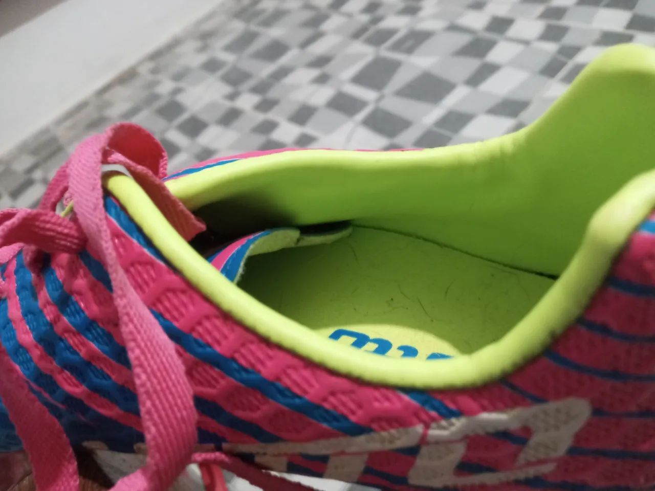 Chuteira Lotto (Rosa/Azul)<br> - Foto 3