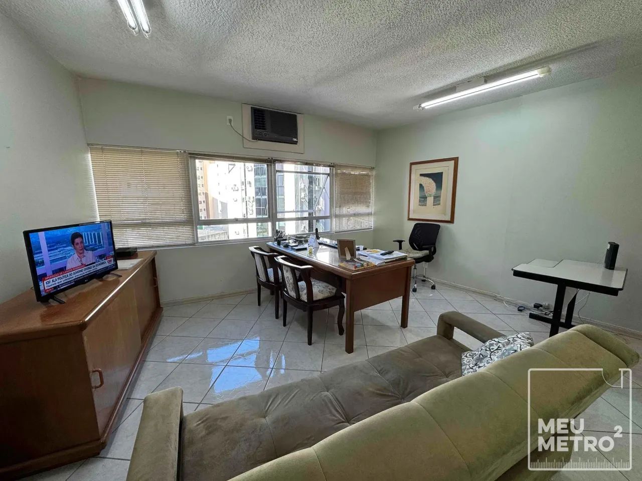Sala à venda, no Centro, em Florianópolis.