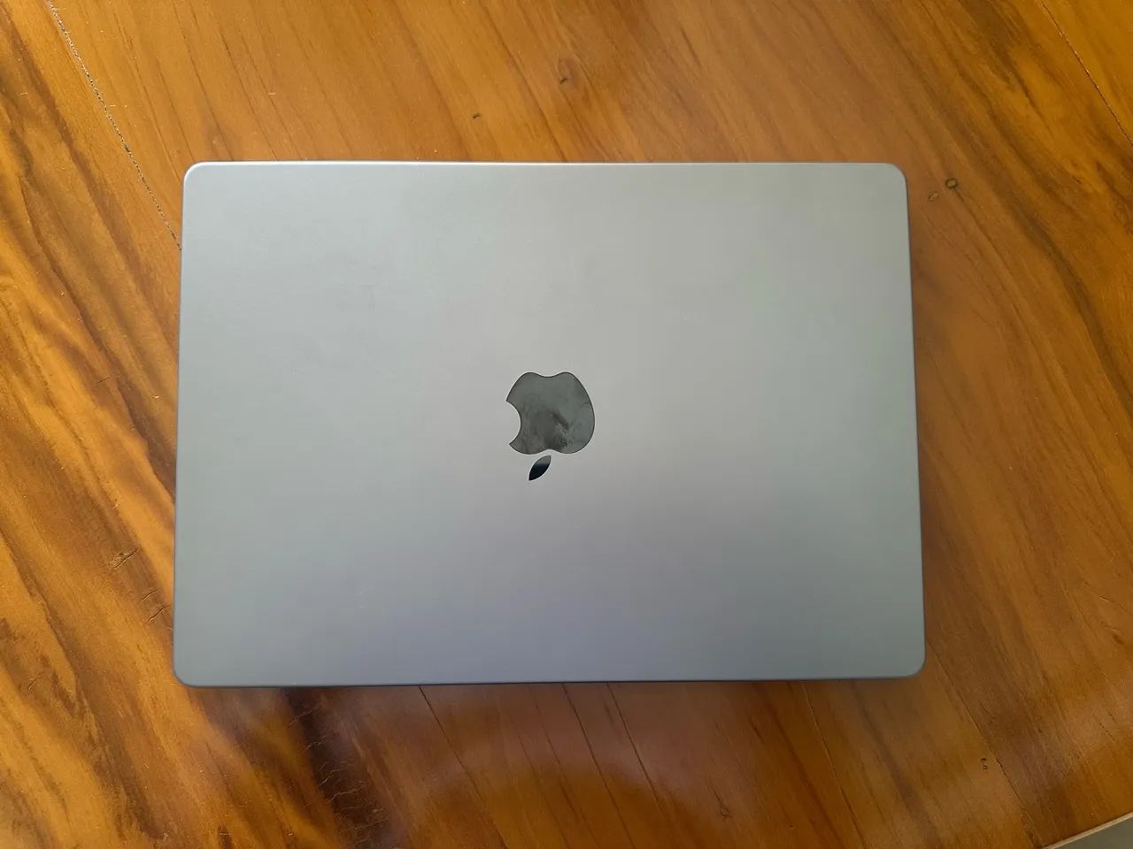 Macbook pro M3 14? 8GB 