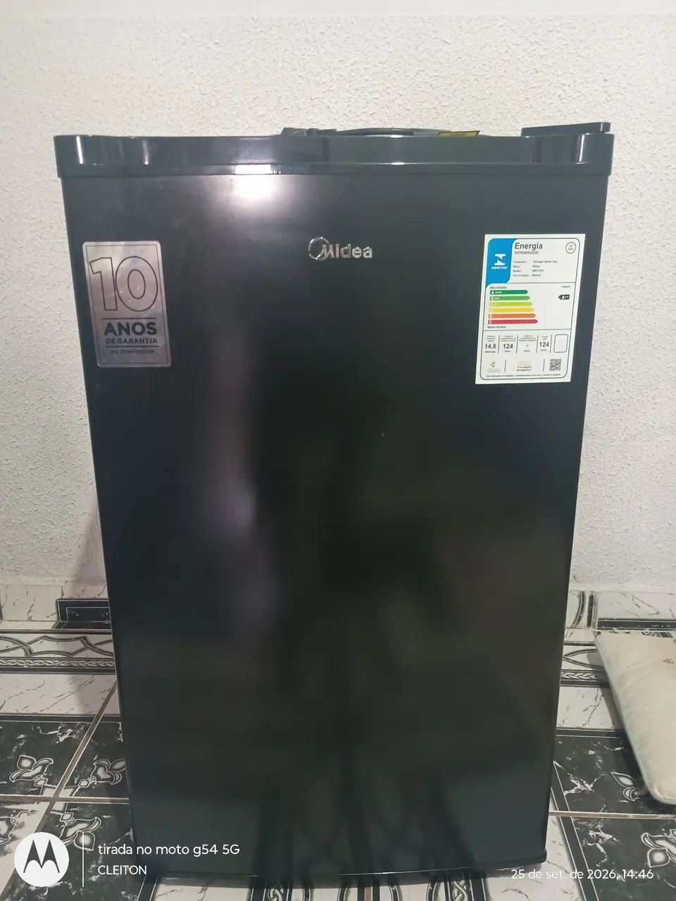 VENDO FRIGOBAR MIDEA 124 LITROS 
