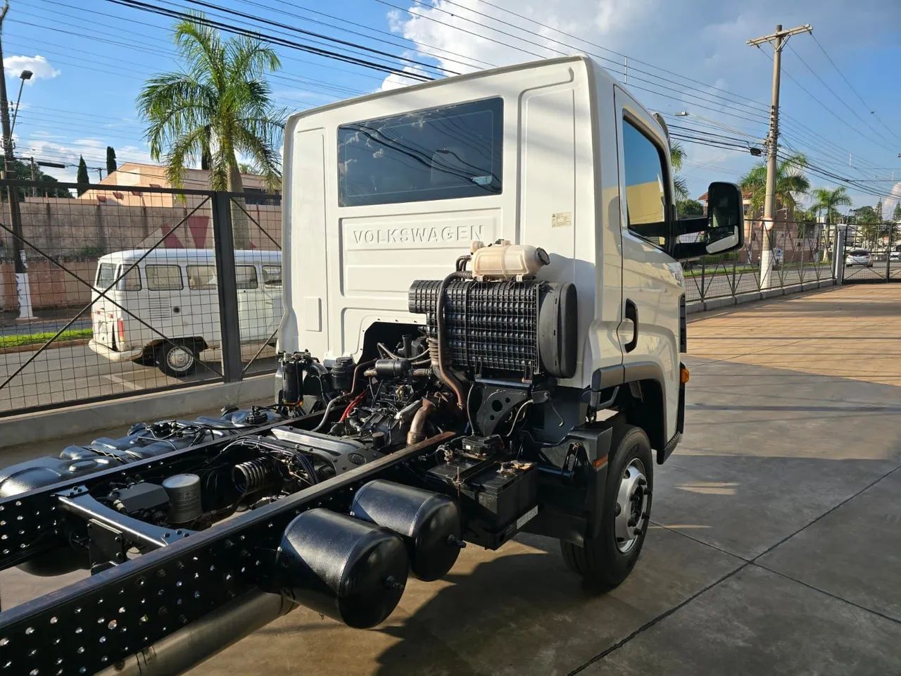 Volkswagen VW 11180 Ano 2022 caminhão 3/4 ALEMÃO CAMINHÕES ITAPETININGA  - Foto 7