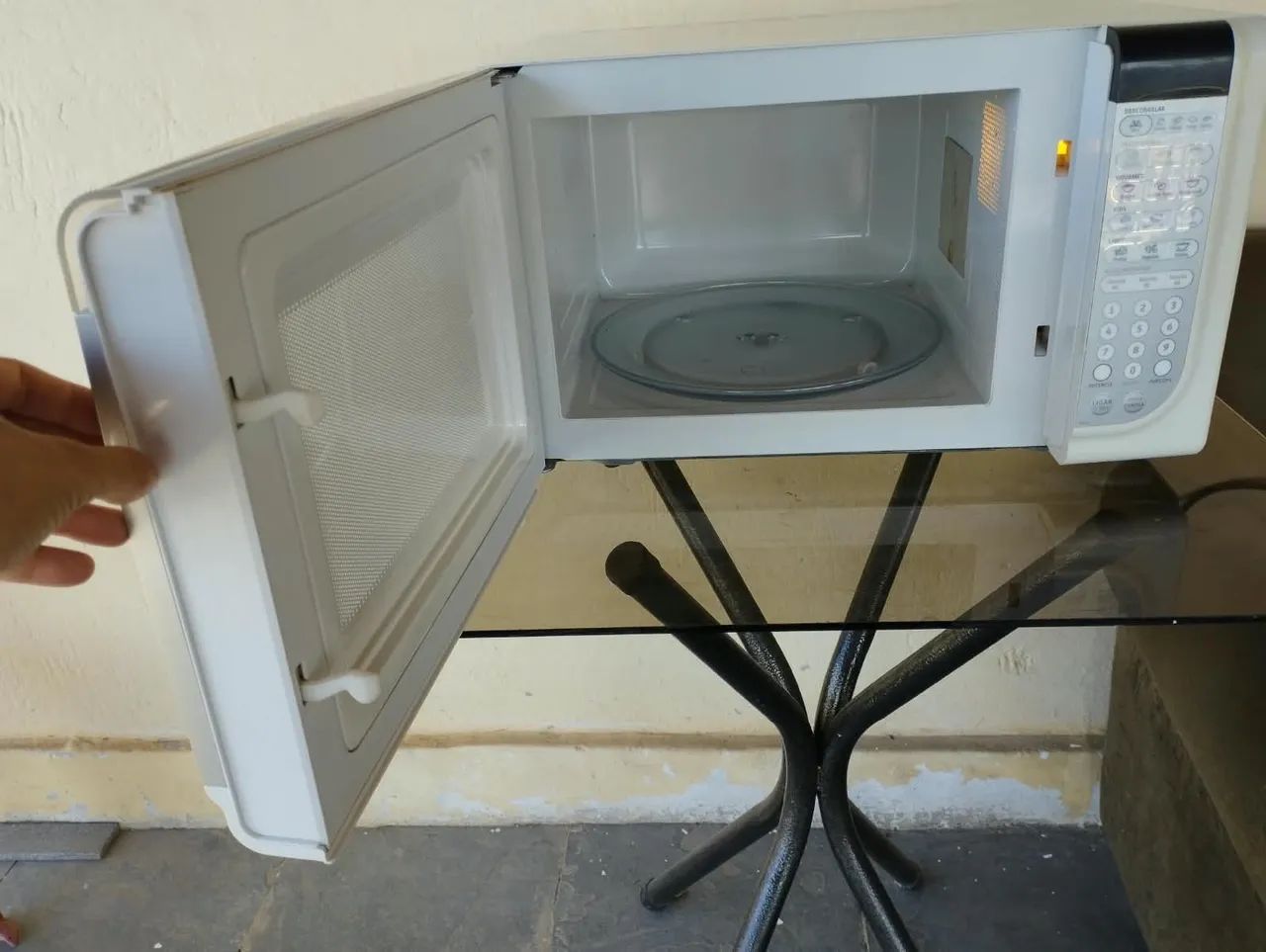 Microondas Electrolux de 31 litros  - Foto 2