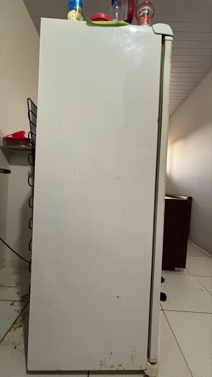 Vendo geladeira em ótimo estado - Foto 3