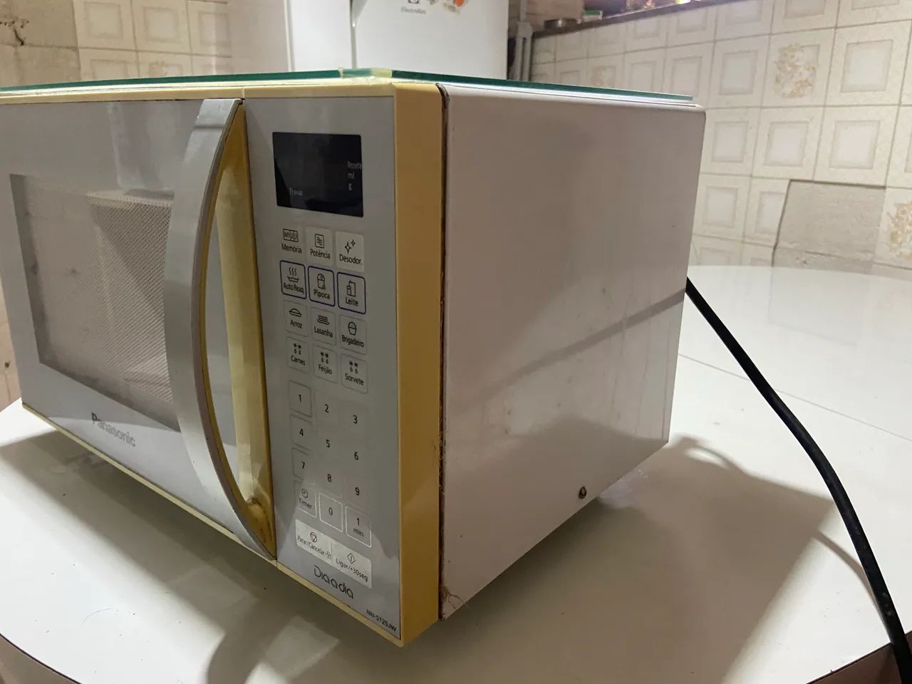 Micro-ondas Panasonic 21L - Ótimo estado e funcionando perfeitamente - Foto 3