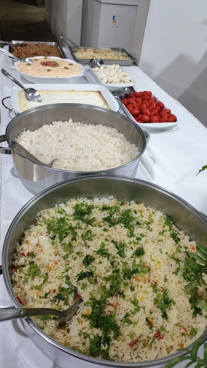 Serviços de Buffet: Churrasqueiro, Cozinheira e Garcons - Foto 3