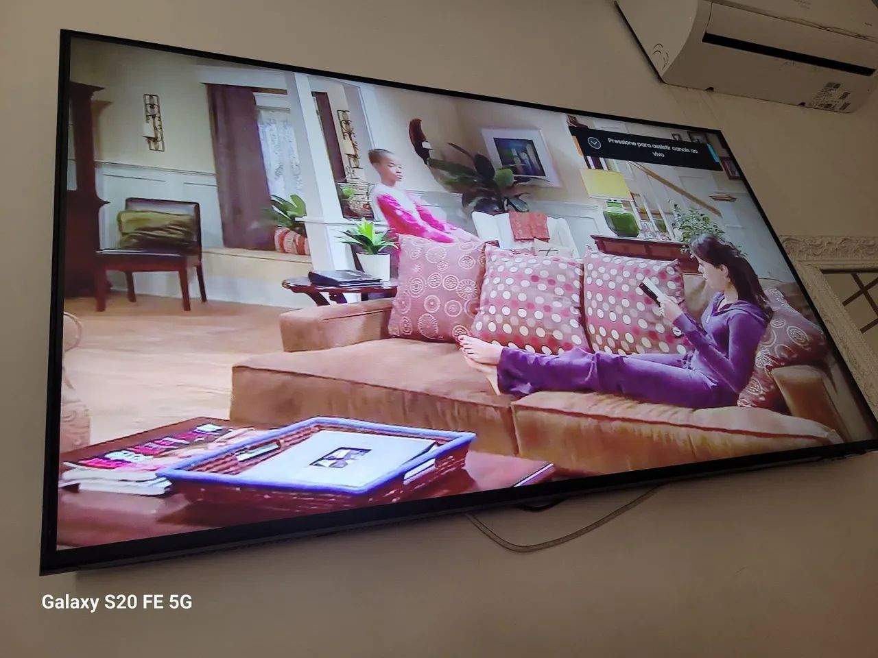 Vende se uma TV de 50 polegadas semi nova  - Foto 2