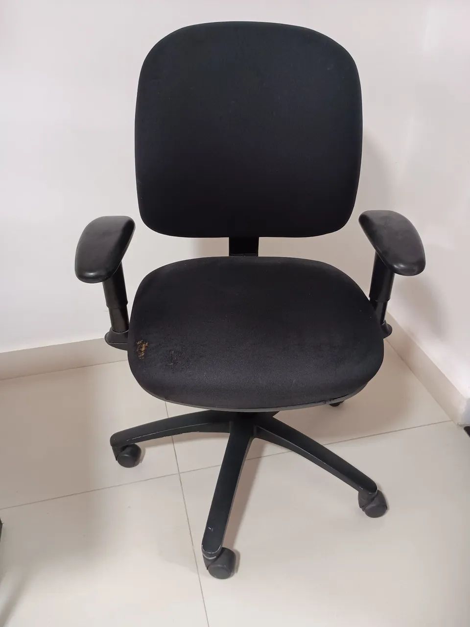 Vendo mesa e cadeira de escritório  - Foto 2
