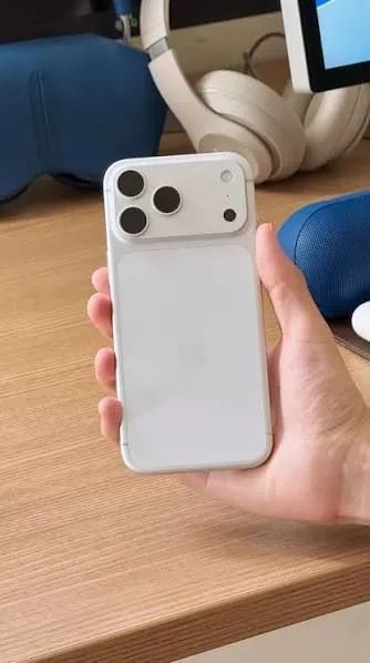 Iphone 17 Pro Max 256GB Silver Apenas troca