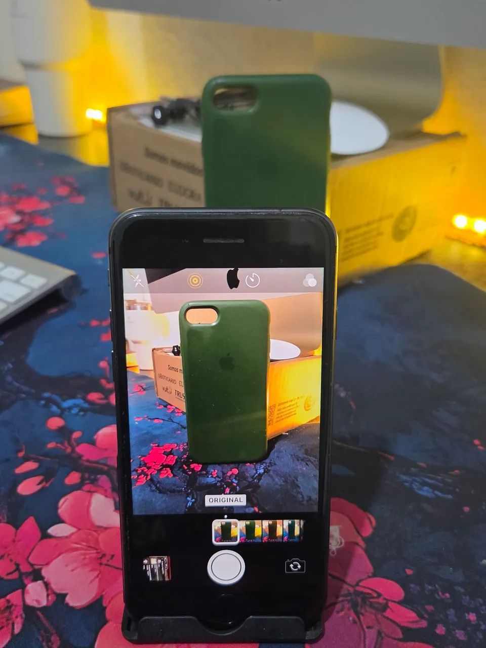 Iphone 8 64gb Caregador e Capinha - Foto 3
