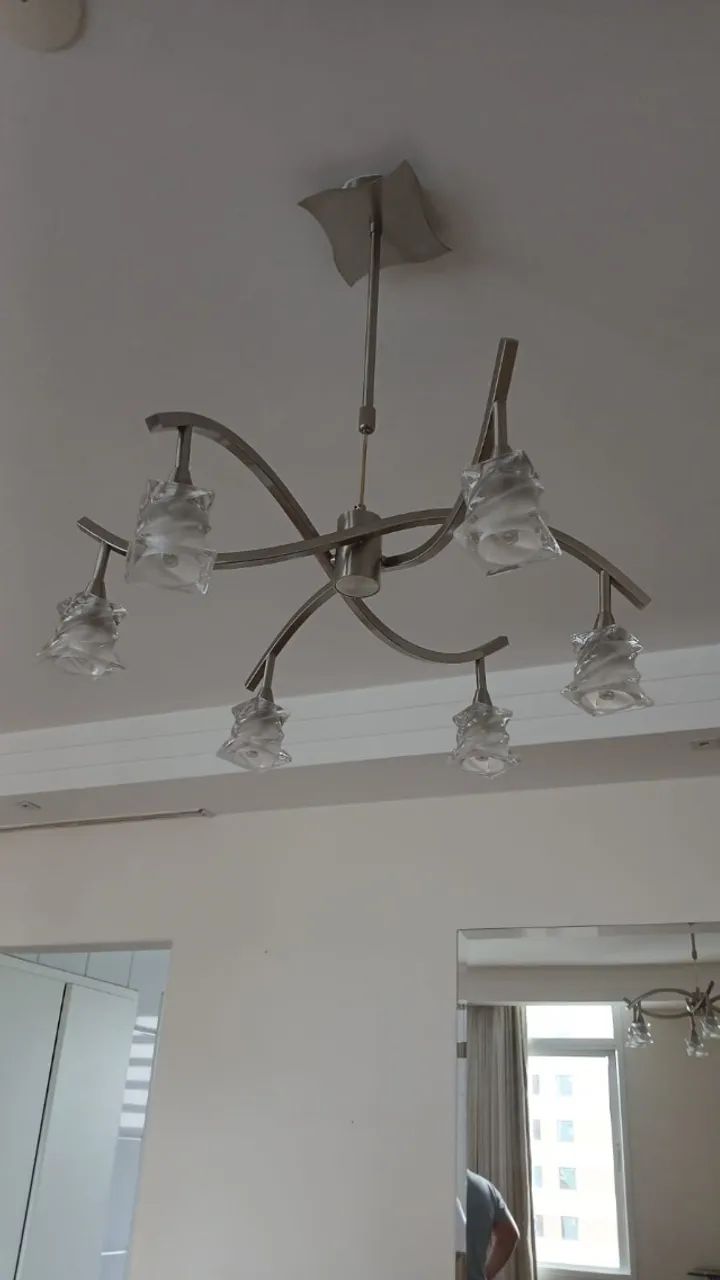 Lustre de Alumínio