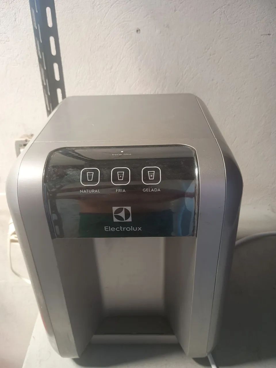 Bebedouro Eletrolux eletrônico deangueira  - Foto 5