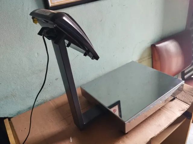  Balança eletronica de bancada 50kg/10g Ramuza com coluna DP-50 com lacre e garantia. - Foto 3