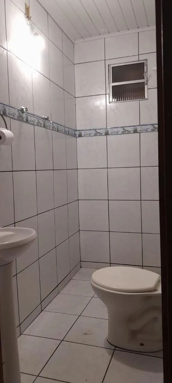 Casa com 3 quartos e ponto comercial! - Foto 5