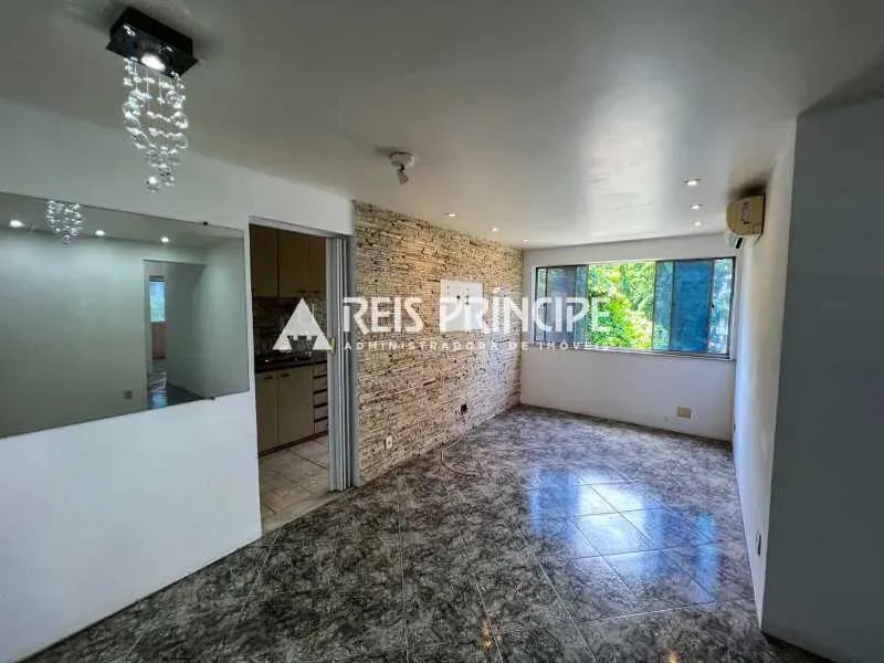 APARTAMENTO COM 2 QUARTOS PARA LOCAÇÃO NO PECHINCHA