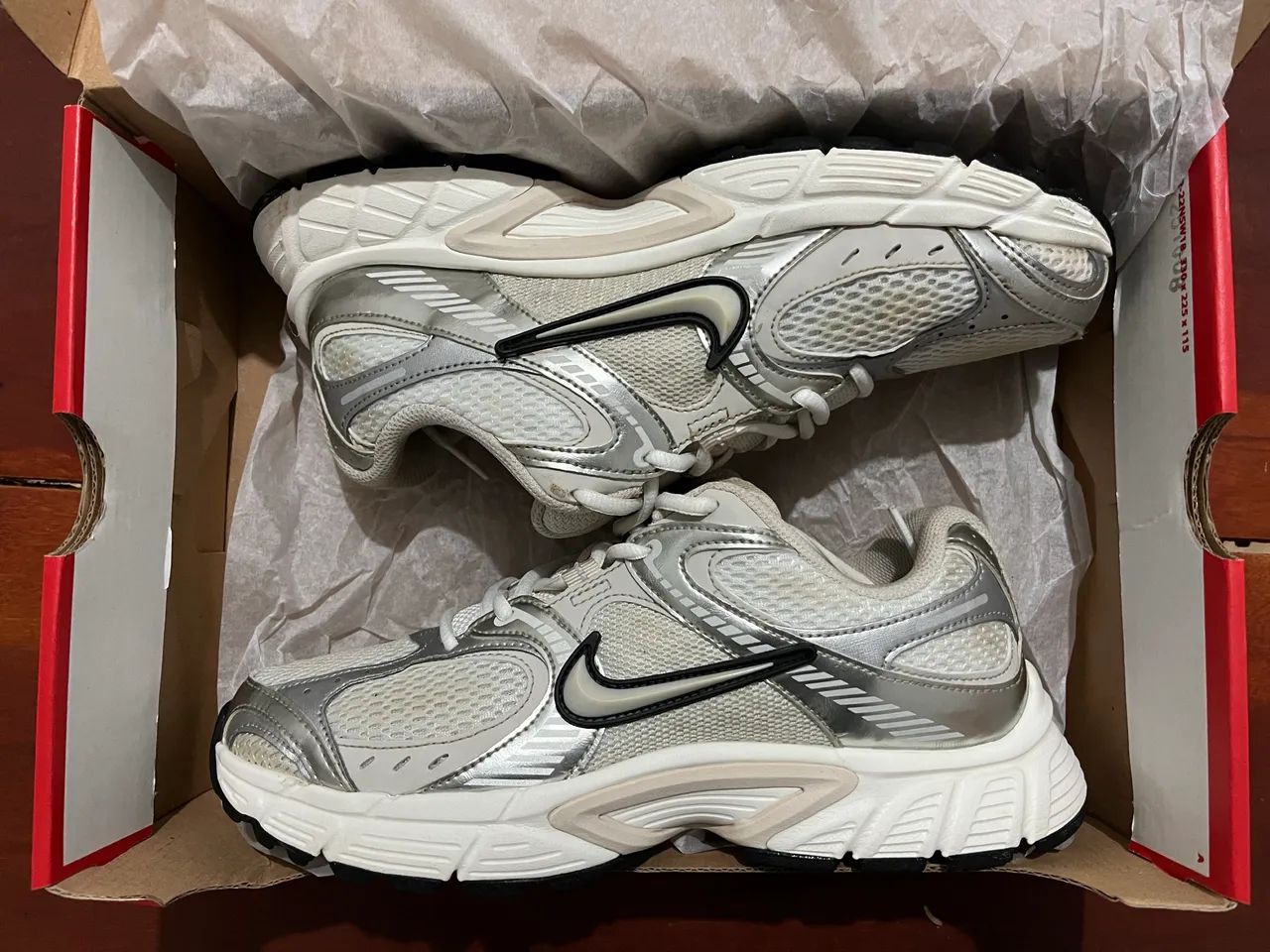 TÊNIS NIKE V5 RNR - Foto 4