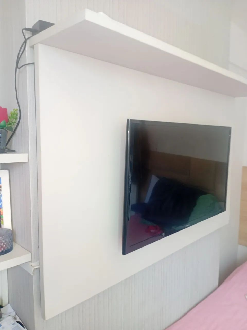 Vendo painel madeira medidas 122 largura 78 altura  - Foto 2