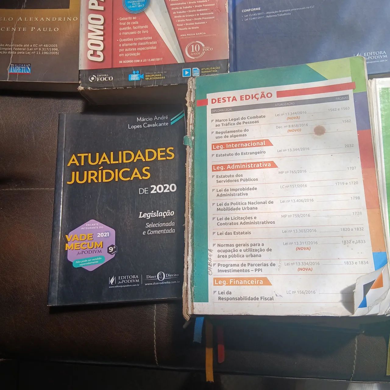 Livros de Direito - Foto 4