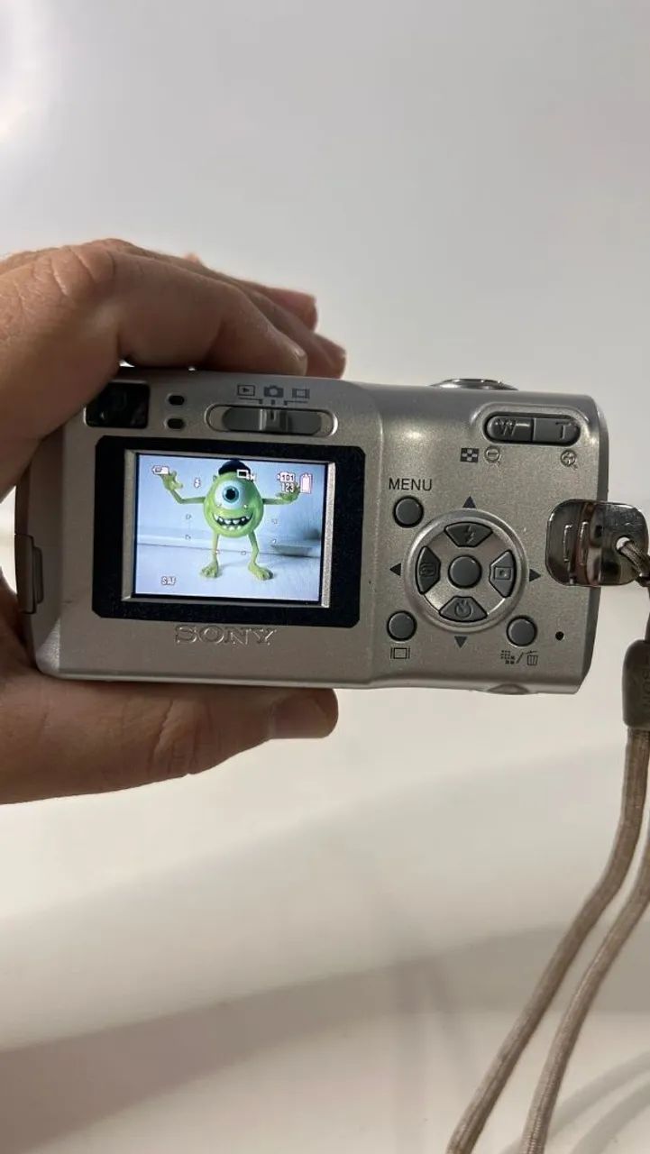 Câmera Sony Cyber-shot Preta Modelo:DSC-S40 Completa R$:300 Reais - Foto 4