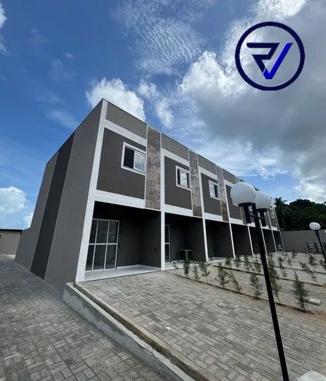 Casas Duplex em Condomínio Fechado no Curicaca!