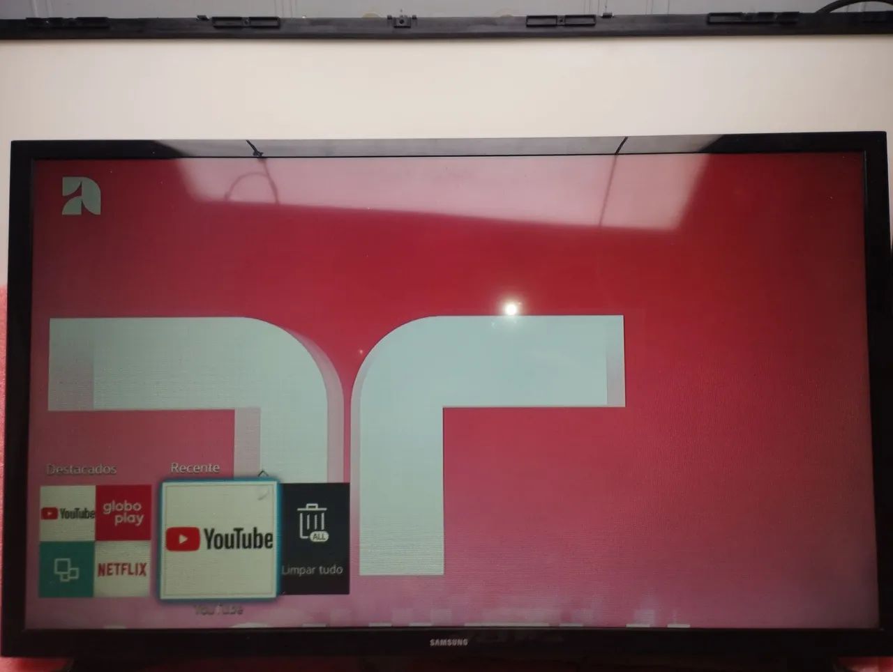 TV Samsung 32 esmat com controle e base  - Foto 4