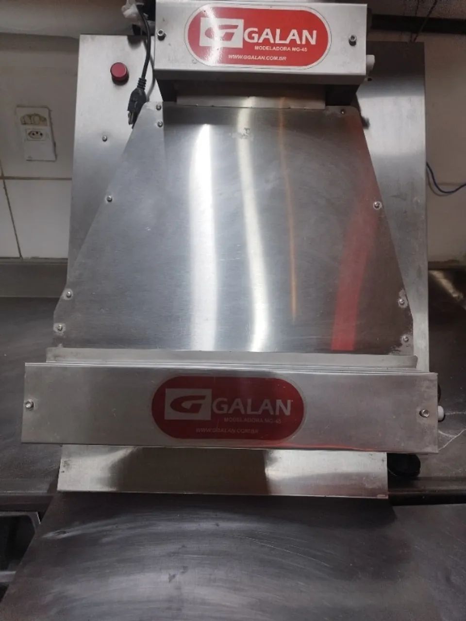 Modeladora de massa de pizza  MG4 5