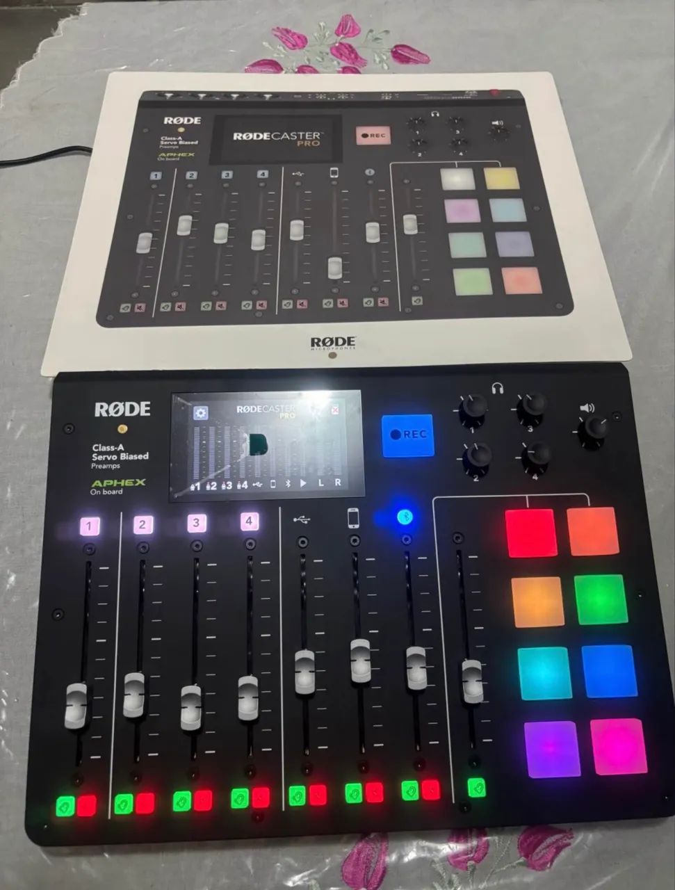 Mesa digital RODE CAST NOVA  - Foto 5