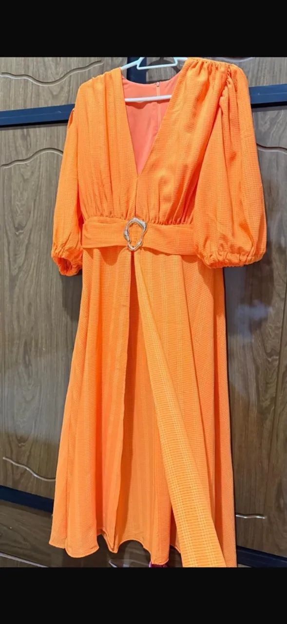 Blusa e saída de praia 