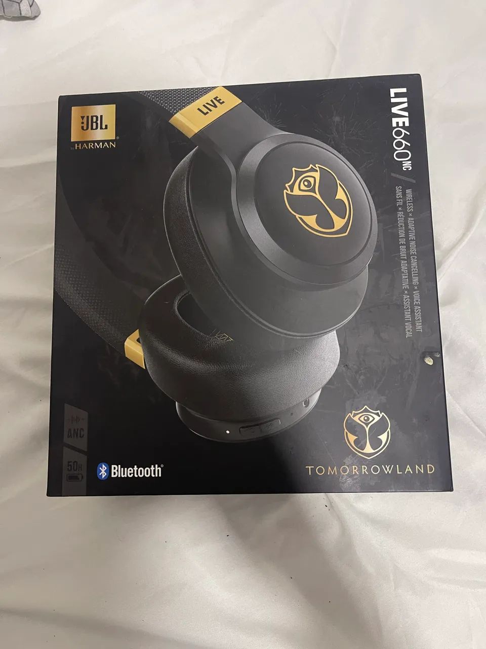 Fone JBL edição tomorrowland