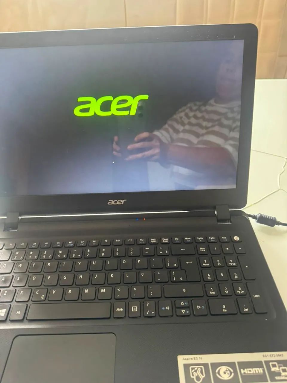 Notebook Acer com 1TB de armazenamento