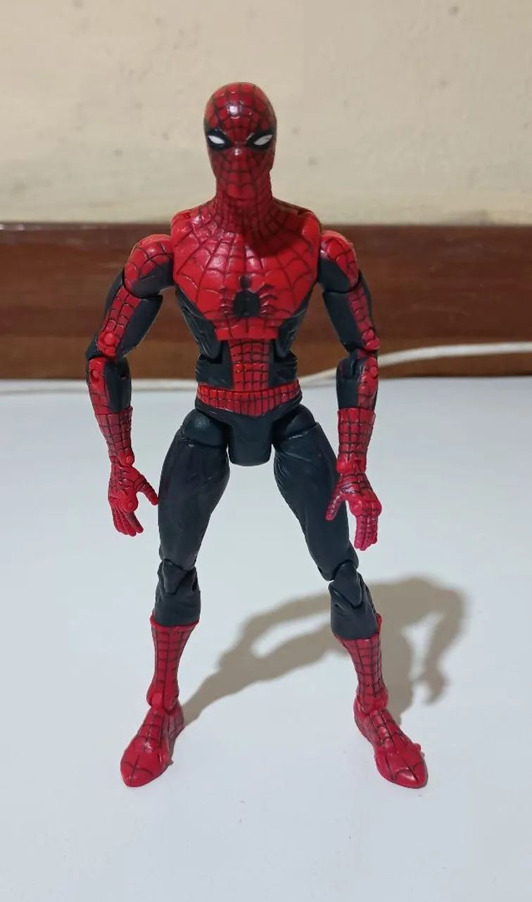 Homem-Aranha 1st Appearance Marvel Legends ToyBiz 2005