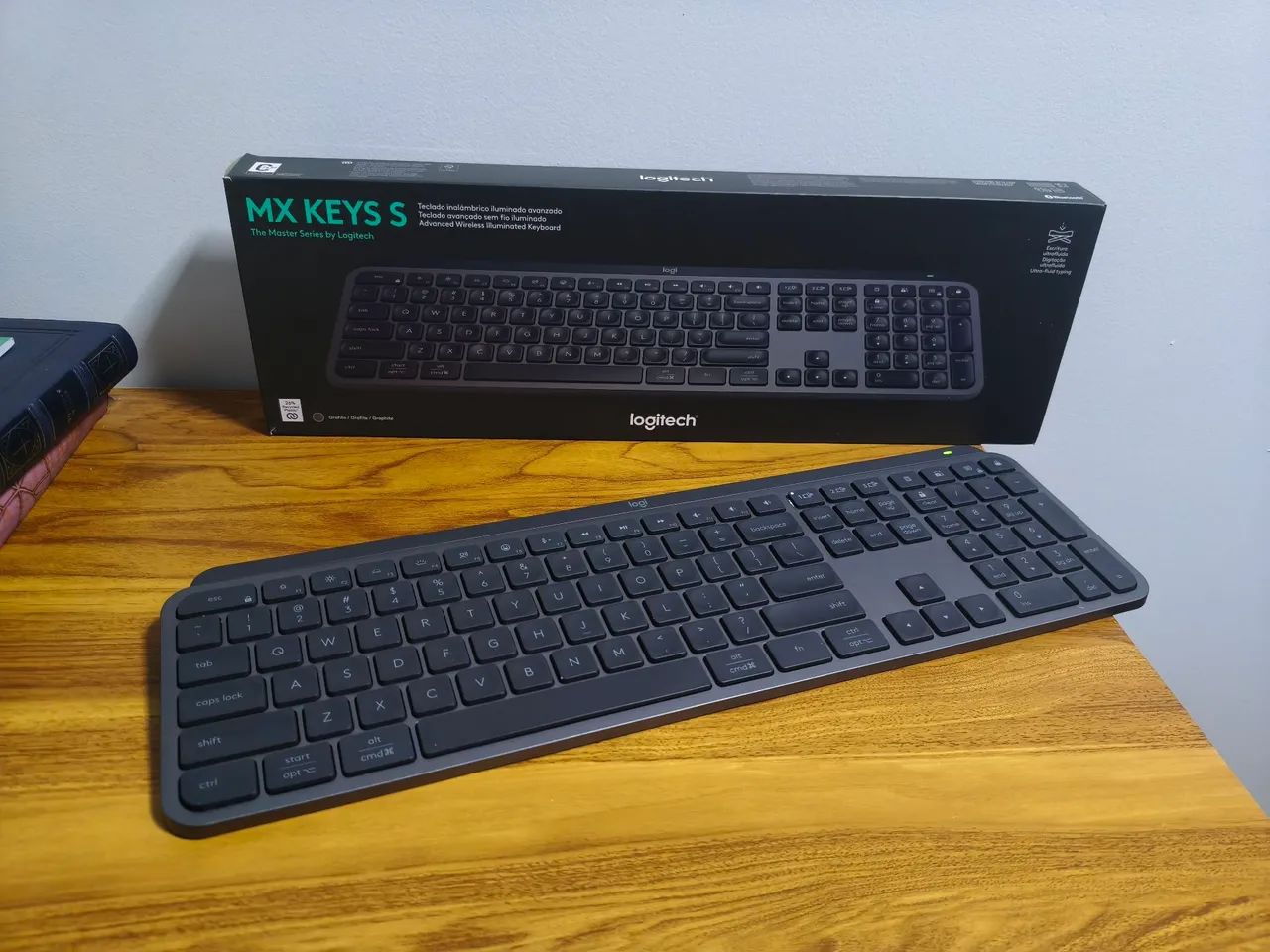 Teclado Logitech MX Keys S - Pouco Usado