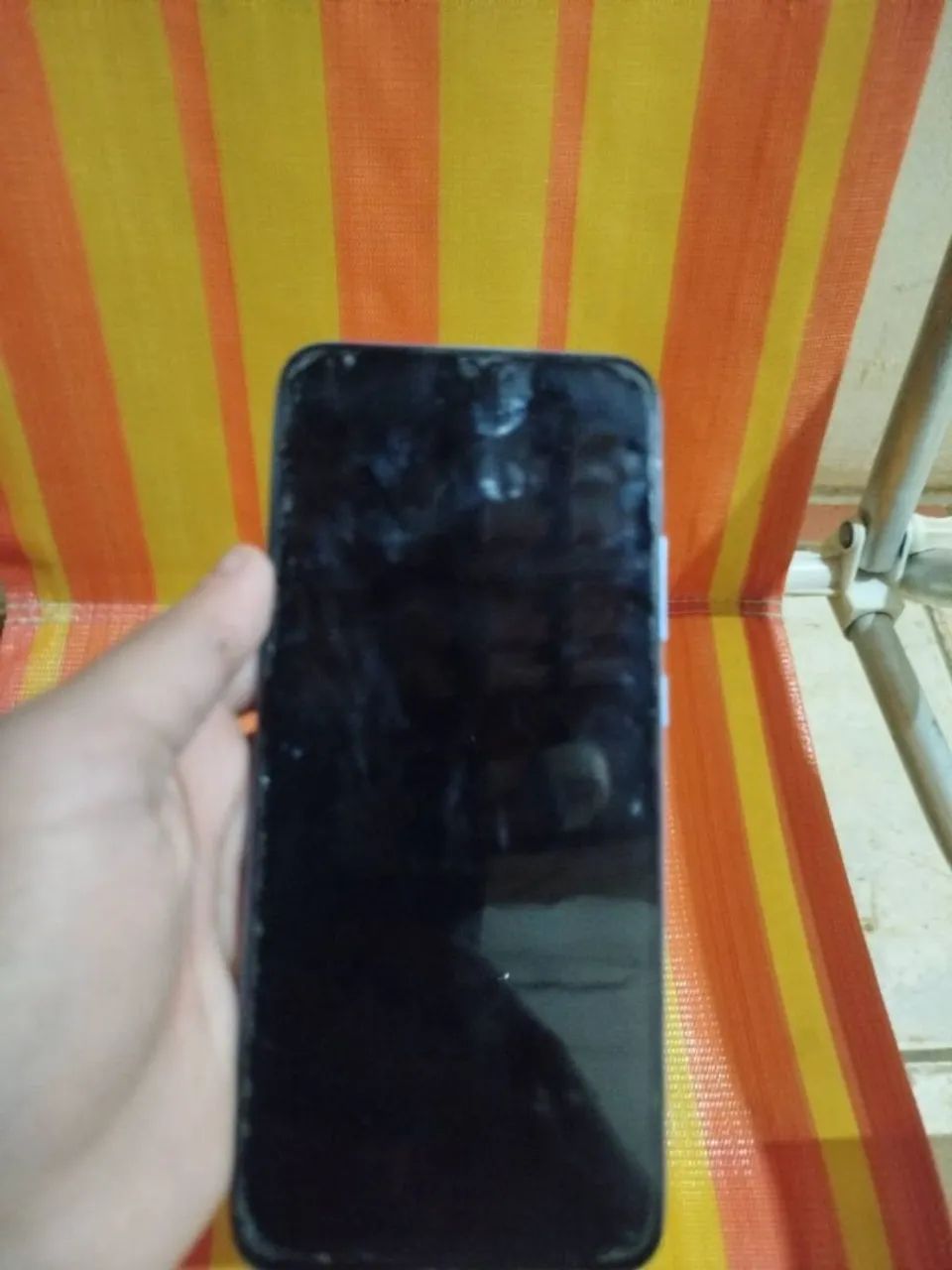 Vende-se celular Redimi 12c - Foto 2