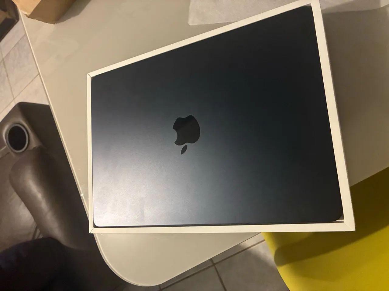 MacBook Air 13 M5 com caixa Zero