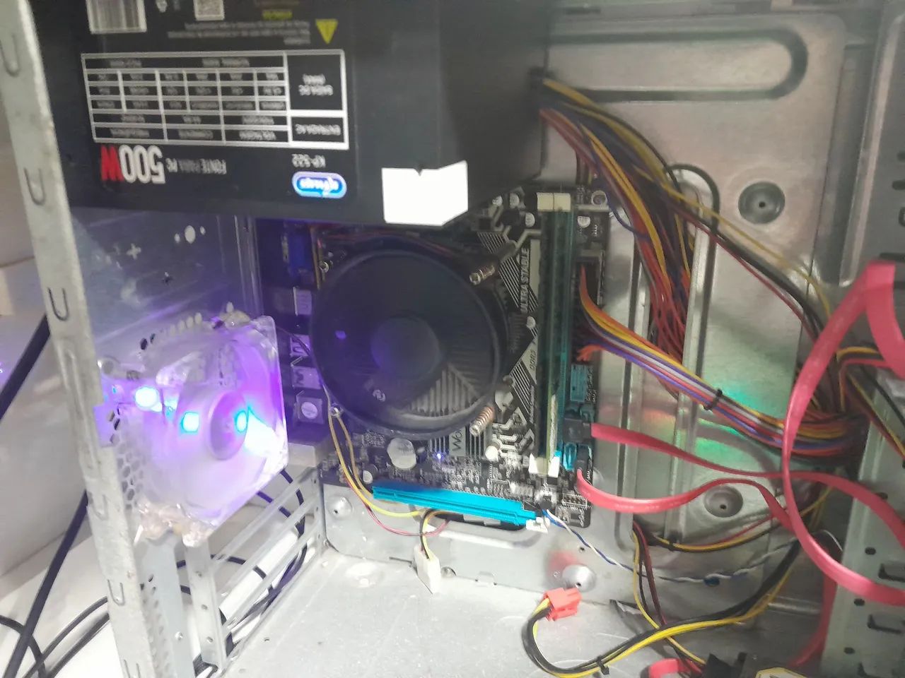 VENDO PC COM MONITOR INCLUSO - Foto 2