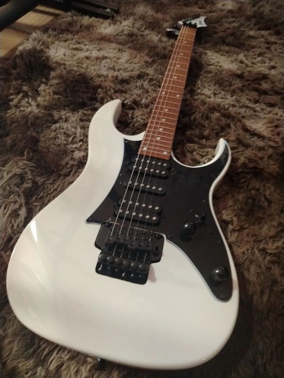 Guitarra super strato waldam 