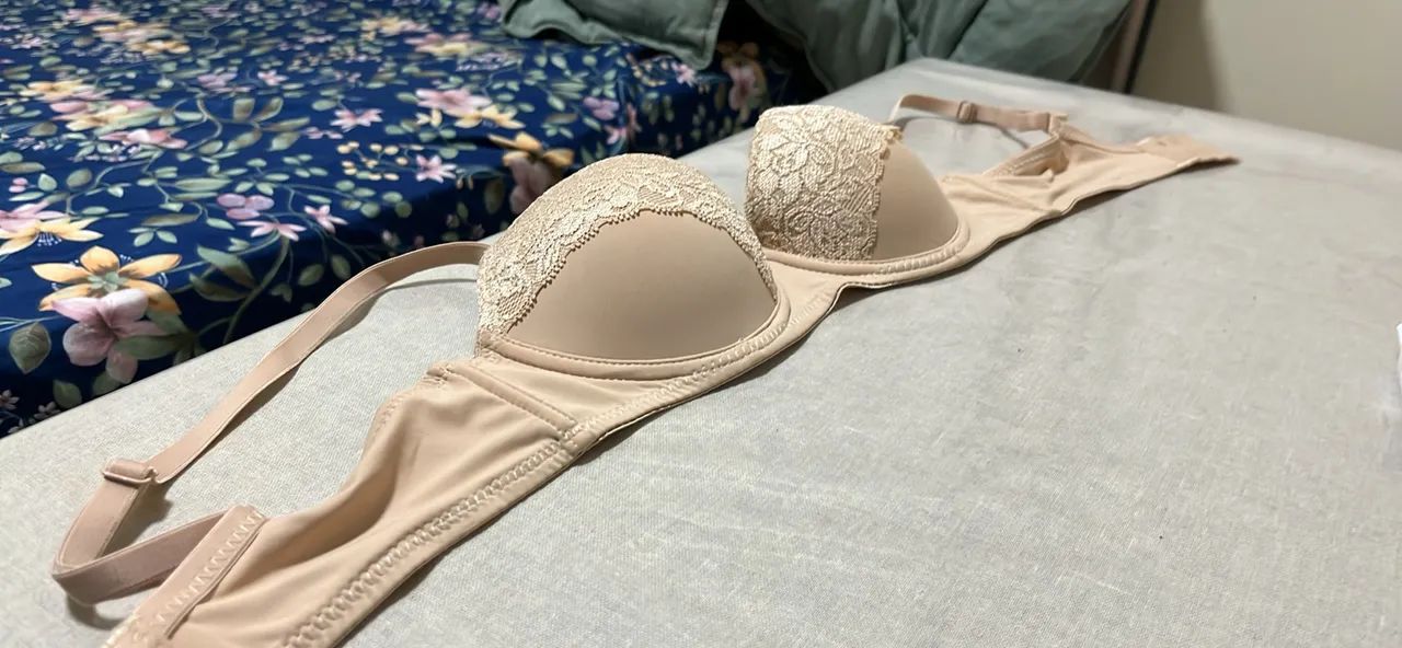 Sutiã Nude / Bege com Detalhe em Renda - Confortável e Estruturado