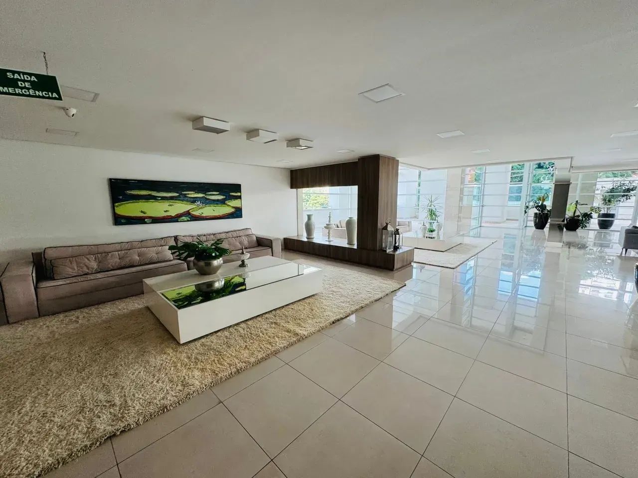 LINDO APARTAMENTO NO EDIFÍCIO SOFISTICATO