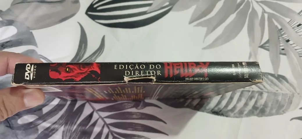 Hellboy Edição Do Diretor Dvd Duplo Box Especial Del Toro - Foto 2