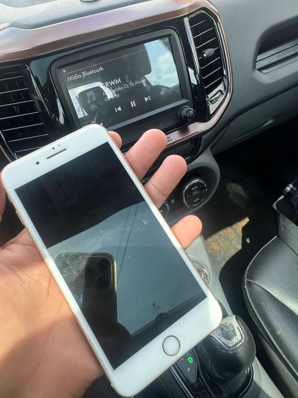 IPHONE 8 PLUS 100% ORIGINAL  - Foto 2