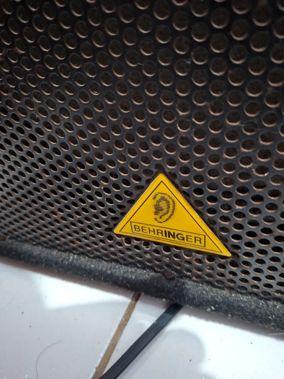 Caixa behringer 600w passiva 15 polegadas  - Foto 2