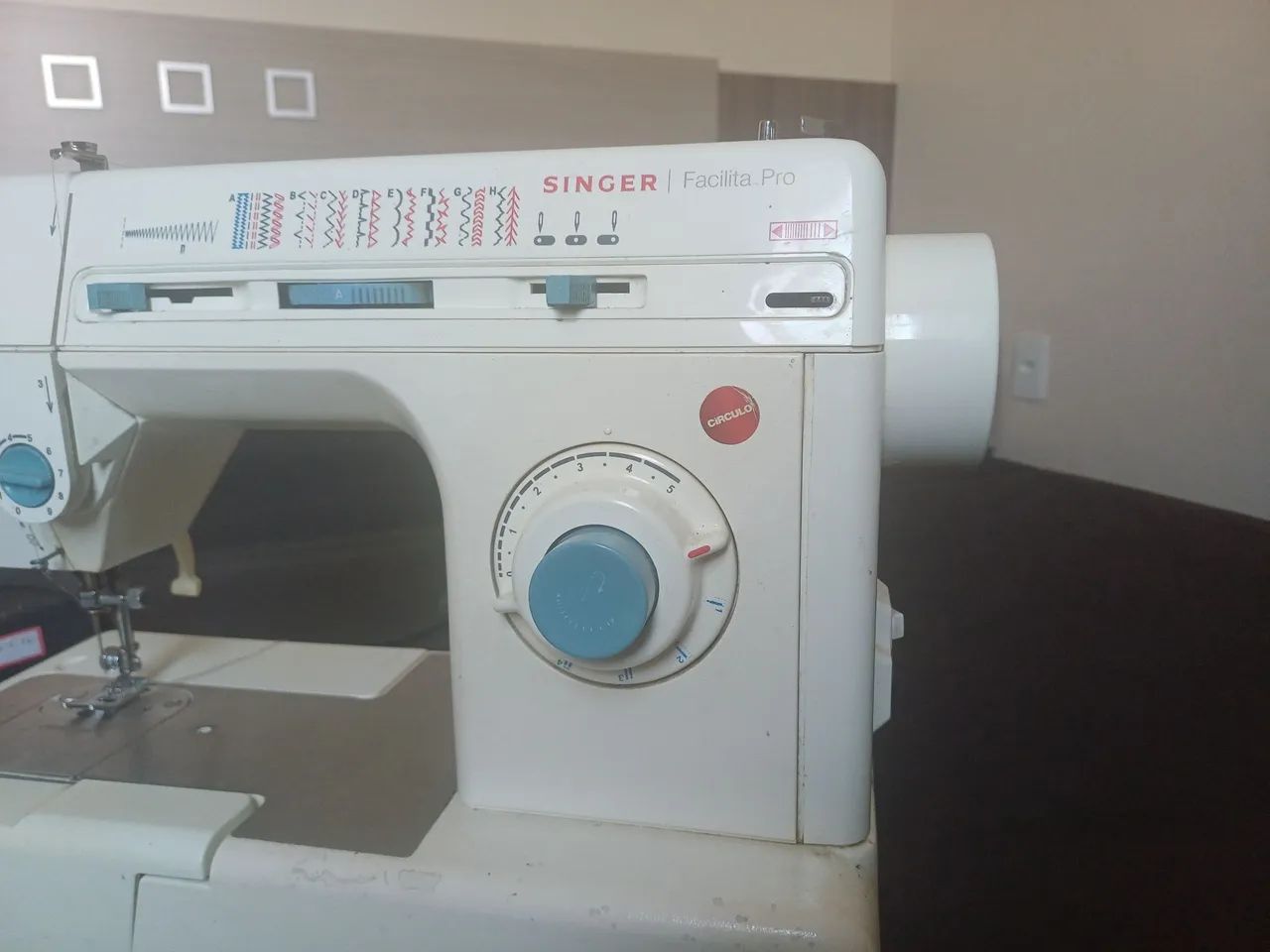 Máquina de costura singer - Foto 2