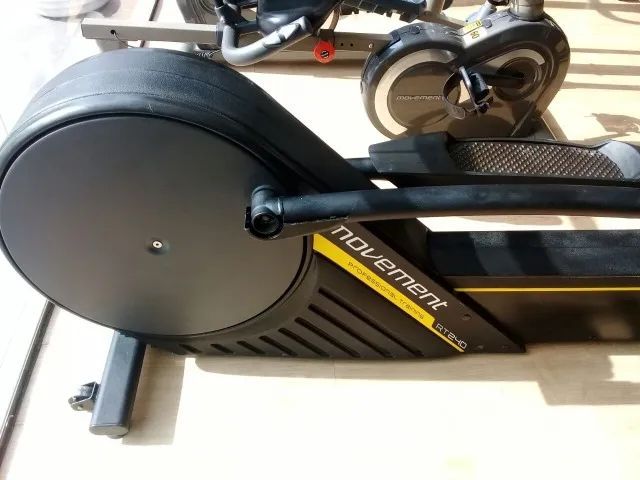 Eliptico Movement RT240 Black - Foto 3