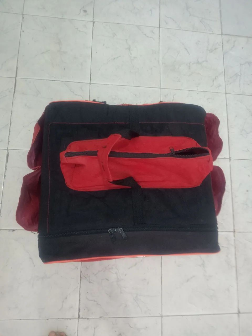 Bolsa térmica/ bag delivery vermelha  - Foto 2