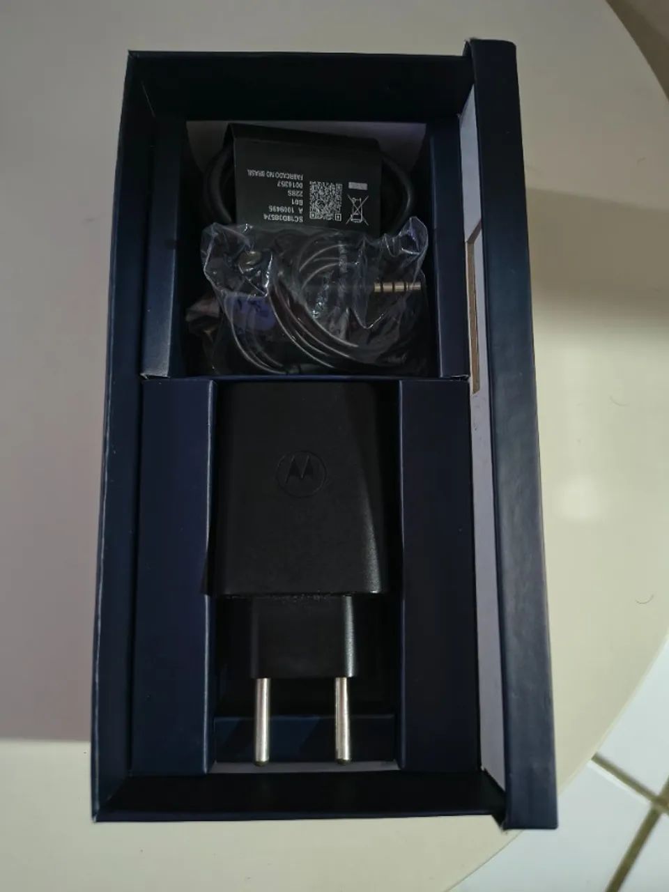 Celular EDGE 30 - Foto 2